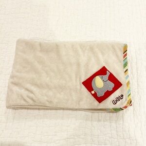 Cocalo Baby Blanket Cream Elephant Multicolor Trim Soft Cotton Reversible Whimsy